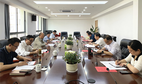 市人大领导刘克胜率队来集团公司调研